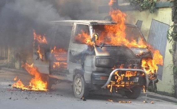 Fire breaks out in a Van, tension prevails